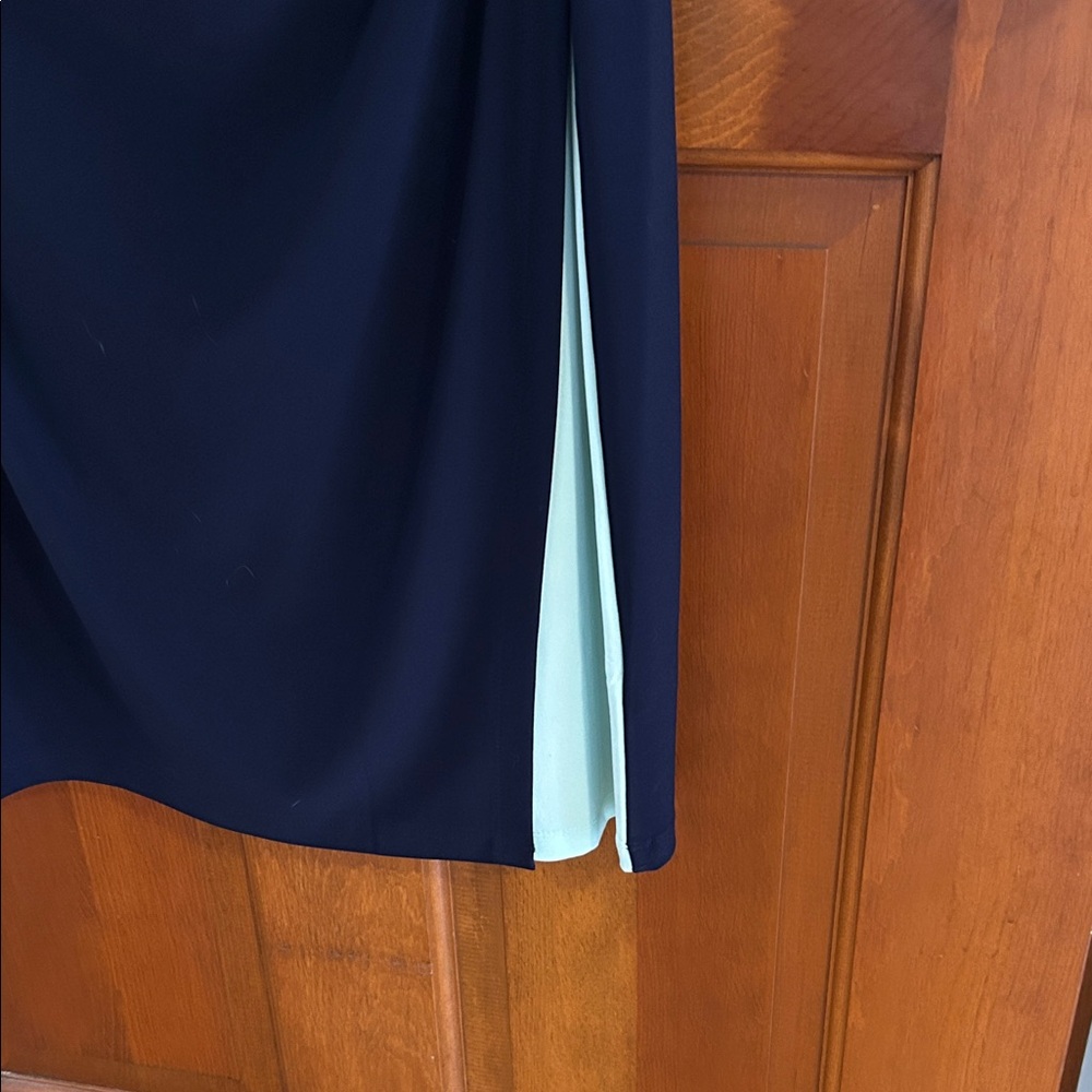Chaps Two-Tone Sheath Dress Navy and Mint size M with side ruching - Picture 3 of 6